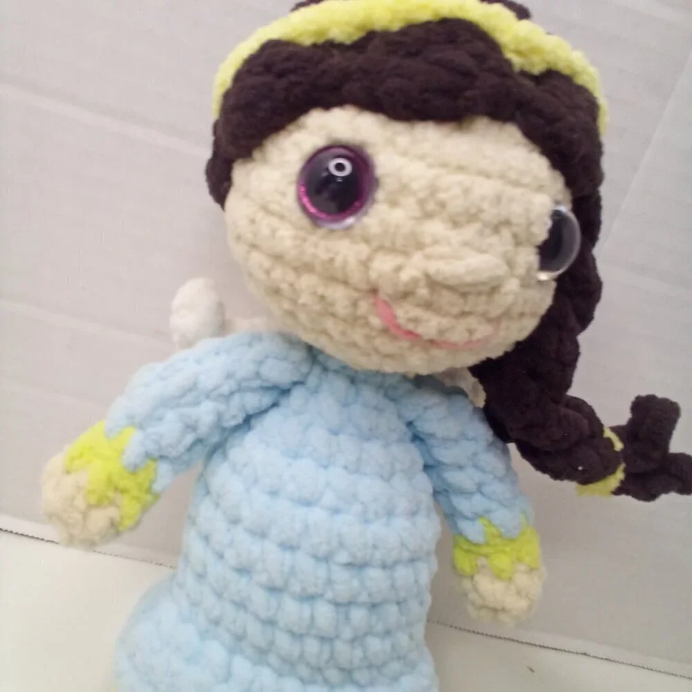 Crochet Angel Doll Handmade Braided Hair Wings 10